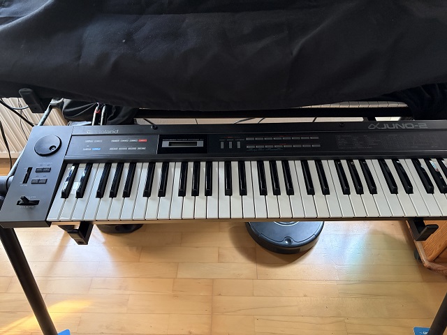 Roland Alpha Juno 2